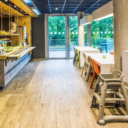 Hotel Ibis Budget Rives De Seine Bezons
