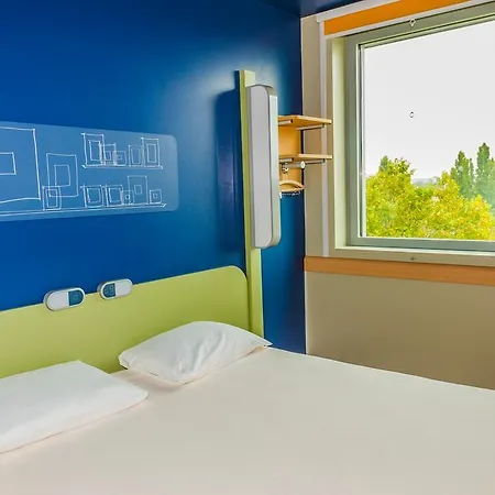 Ibis Budget Rives De Seine Hotel