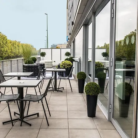 Ibis Budget Rives De Seine 2*