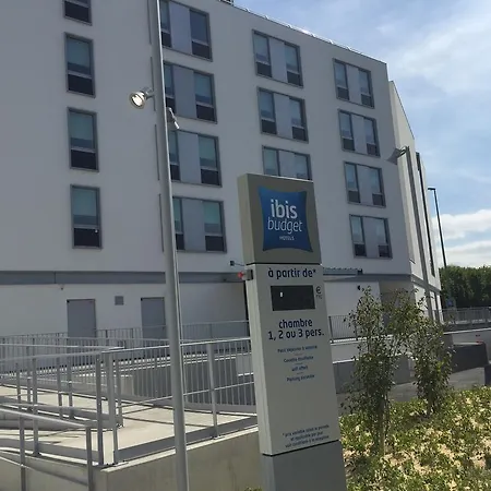 Ibis Budget Rives De Seine 2*